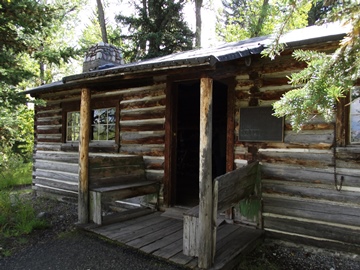 maud-noble-cabin